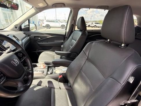 Used 2022 Honda Pilot Special Edition image 3