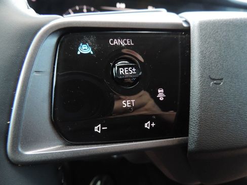Used 2025 Nissan Murano SV AWD/4WD image 27