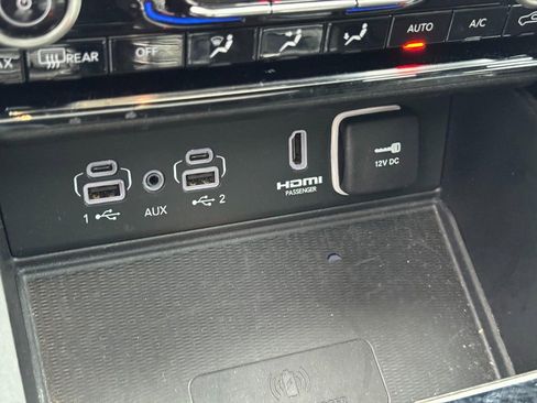 Used 2023 Jeep Grand Cherokee Summit image 28