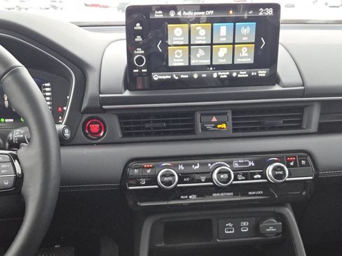 Used 2025 Honda Pilot Elite image 28