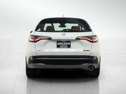 Used 2024 Honda HR-V Sport image 4