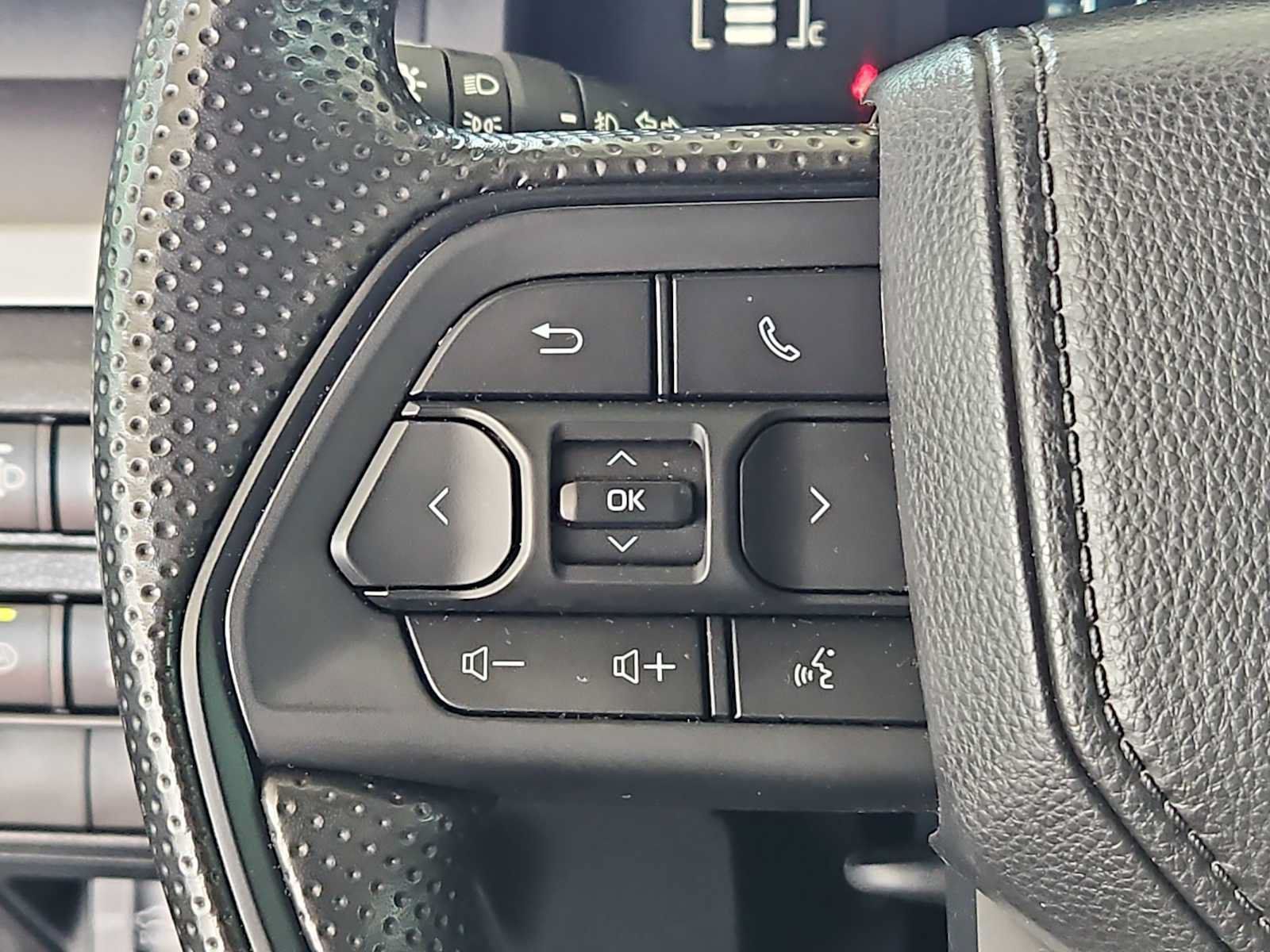 Used 2025 Toyota Tacoma SR5 RWD image 19