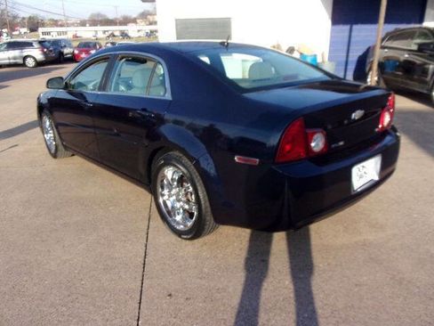Used 2009 Chevrolet Malibu LS image 3