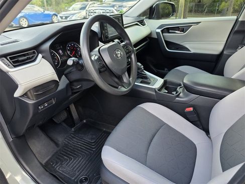 Certified 2020 Toyota RAV4 XLE image 26