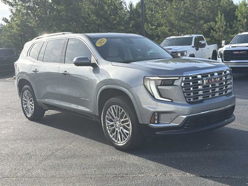 Used 2025 GMC Acadia Denali w/ Super Cruise Package FWD image 32