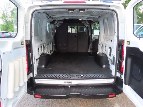 Used 2015 Ford Transit 150 130 Low Roof RWD image 9