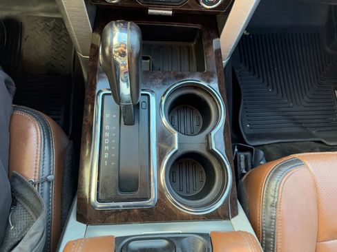 Used 2013 Ford F150 Platinum w/ Max Trailer Tow Pkg image 23