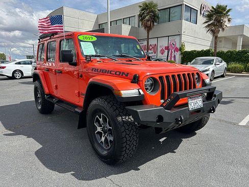 Used 2019 Jeep Wrangler Unlimited Rubicon w/ LED Lighting Group AWD/4WD image 1