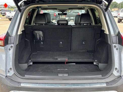 Used 2023 Nissan Rogue Platinum w/ Platinum Premium Package FWD image 8