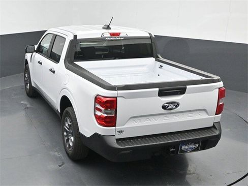 New 2025 Ford Maverick XLT image 13