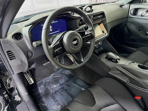 Certified 2025 Nissan Z Sport w/ Floor Mat Package image 17