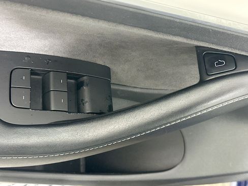 Used 2021 Tesla Model 3 Performance image 15