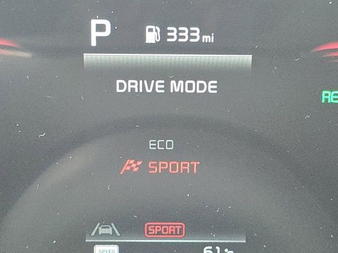 Used 2023 Kia Niro EX image 33