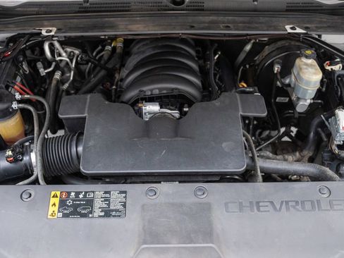 Used 2020 Chevrolet Tahoe LT w/ Luxury Package RWD image 23