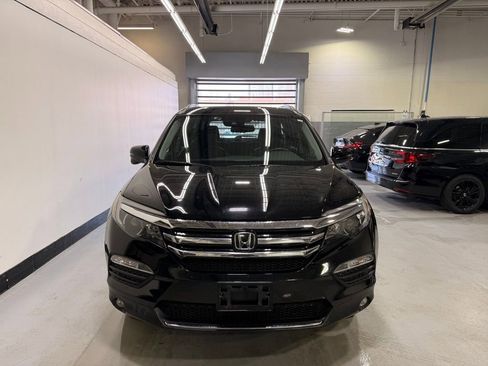 Used 2017 Honda Pilot Touring image 8