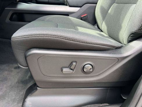 Used 2022 RAM 1500 Big Horn AWD/4WD image 23