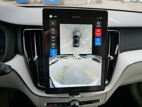 New 2026 Volvo XC60 B5 Ultra w/ Protection Package Premier image 10