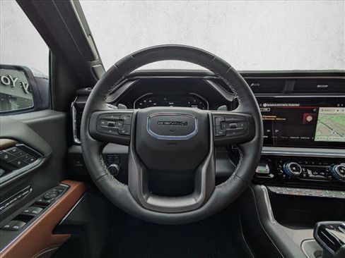Used 2026 GMC Sierra 1500 Denali Ultimate image 2