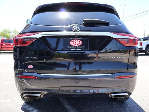 Used 2018 Buick Enclave Essence FWD image 6