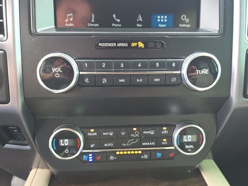 Used 2019 Ford Expedition Max Platinum AWD/4WD image 23