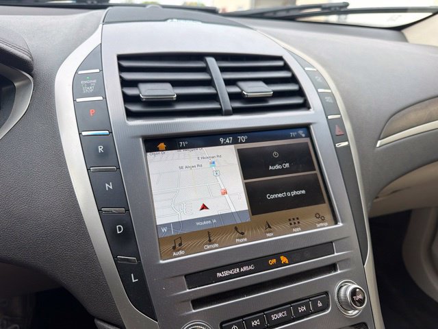 Used 2018 Lincoln MKZ Select w/ Select Plus Package FWD image 25