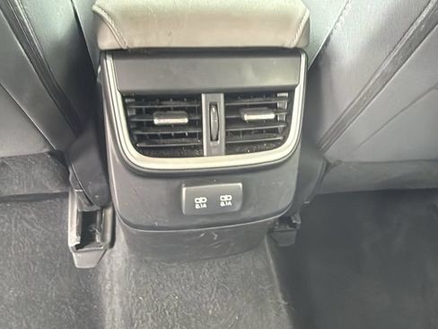 Used 2022 Subaru Outback Premium AWD/4WD image 15