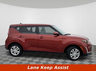 Used 2024 Kia Soul LX video 2