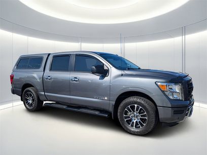 Used 2021 Nissan Titan SV w/ SV Convenience Package