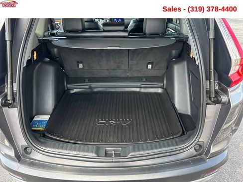 Used 2018 Honda CR-V Touring image 20