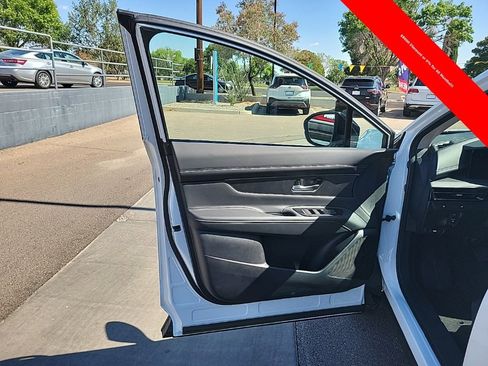 New 2025 Nissan Murano SV AWD/4WD image 11