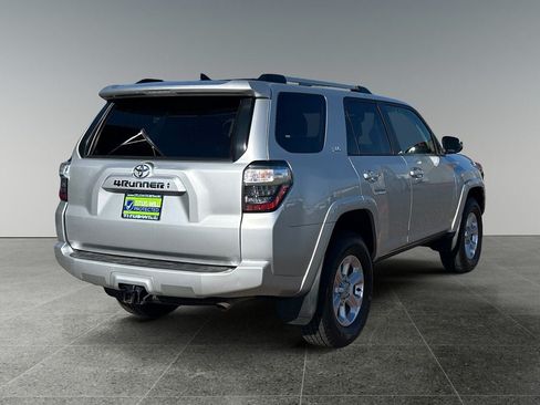 Used 2024 Toyota 4Runner SR5 Premium w/ Moonroof Package AWD/4WD image 7