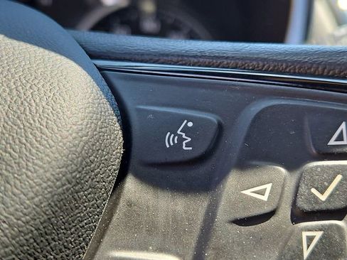 Used 2024 Chevrolet Equinox RS AWD/4WD image 10