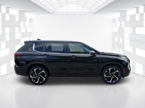 Used 2022 Mitsubishi Outlander SE AWD/4WD image 8