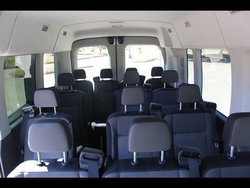 Used 2024 Ford Transit 350 XLT RWD image 18