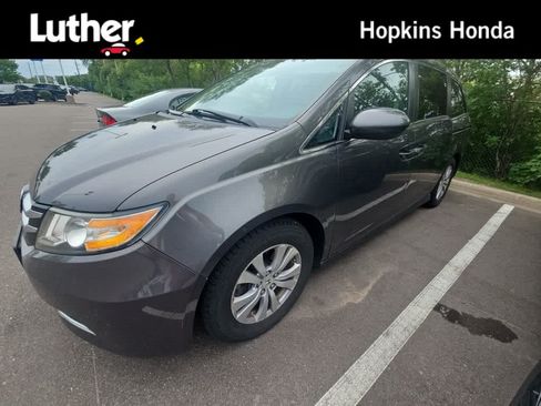 Used 2016 Honda Odyssey SE image 1
