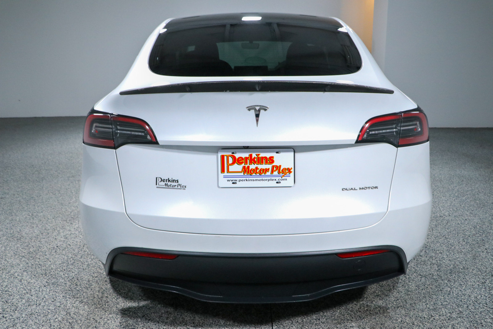 Used 2023 Tesla Model Y AWD image 8