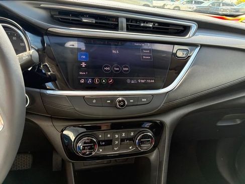 Used 2020 Buick Encore GX Essence w/ Advanced Technology Package FWD image 15
