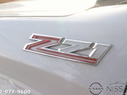 Used 2020 Chevrolet Silverado 1500 LT Trail Boss w/ Bed Protection Package image 11