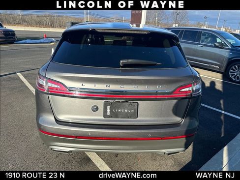 Certified 2022 Lincoln Nautilus Reserve image 5