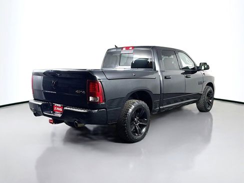 Used 2017 RAM 1500 Sport w/ Black Ram 1500 Sport Group image 5