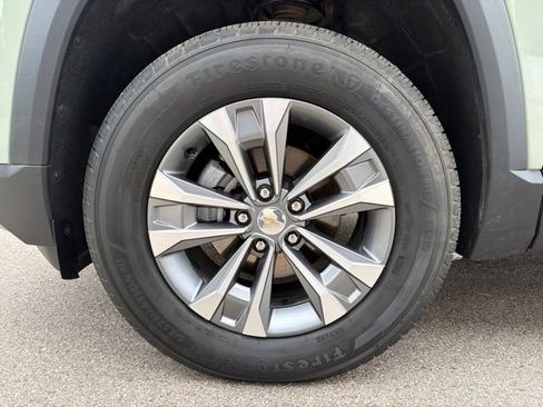 Used 2025 Chevrolet Equinox LT w/ Safety and Technology Package FWD image 10