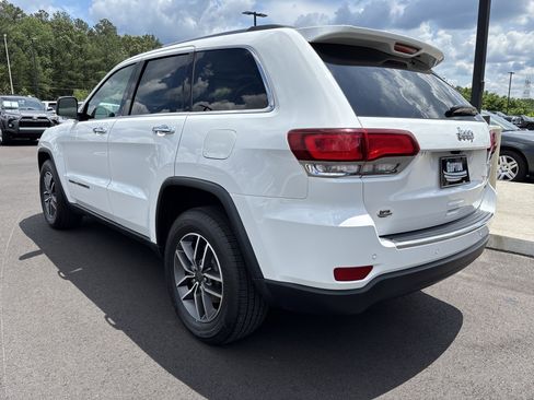 Used 2021 Jeep Grand Cherokee Limited RWD image 3