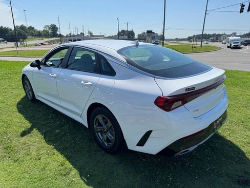 Used 2022 Kia K5 LXS FWD image 13