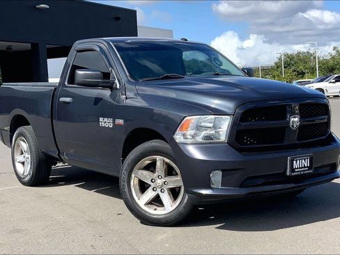 Used 2016 RAM 1500 Express RWD image 27