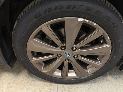 Used 2016 Subaru Legacy 3.6R Limited image 34