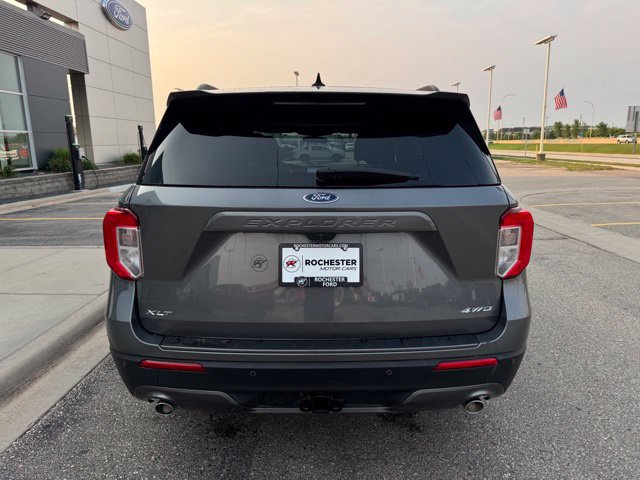 Certified 2023 Ford Explorer XLT w/ Equipment Group 202A AWD/4WD image 40