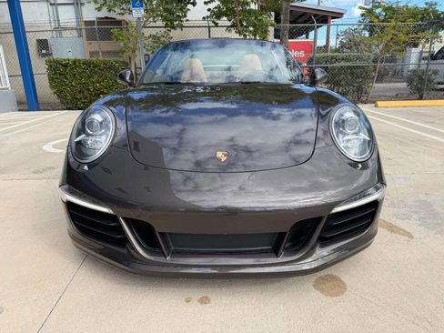 Used 2015 Porsche 911 Targa 4 image 5