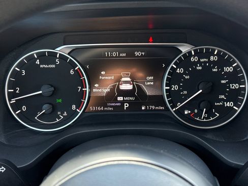 Used 2024 Nissan Rogue S FWD image 23
