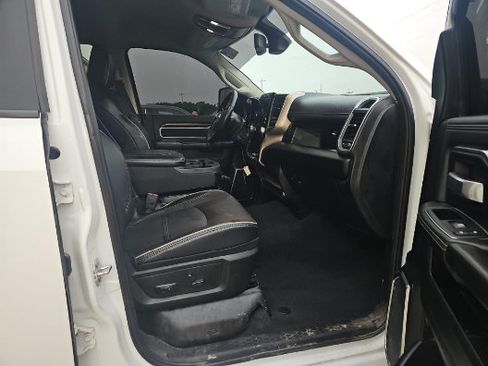 Used 2024 RAM 2500 Laramie AWD/4WD image 12