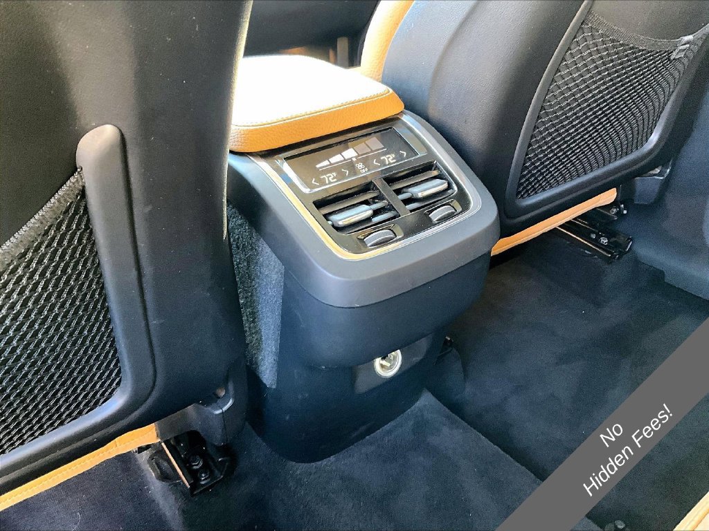 Used 2016 Volvo XC90 T6 Momentum AWD/4WD image 30